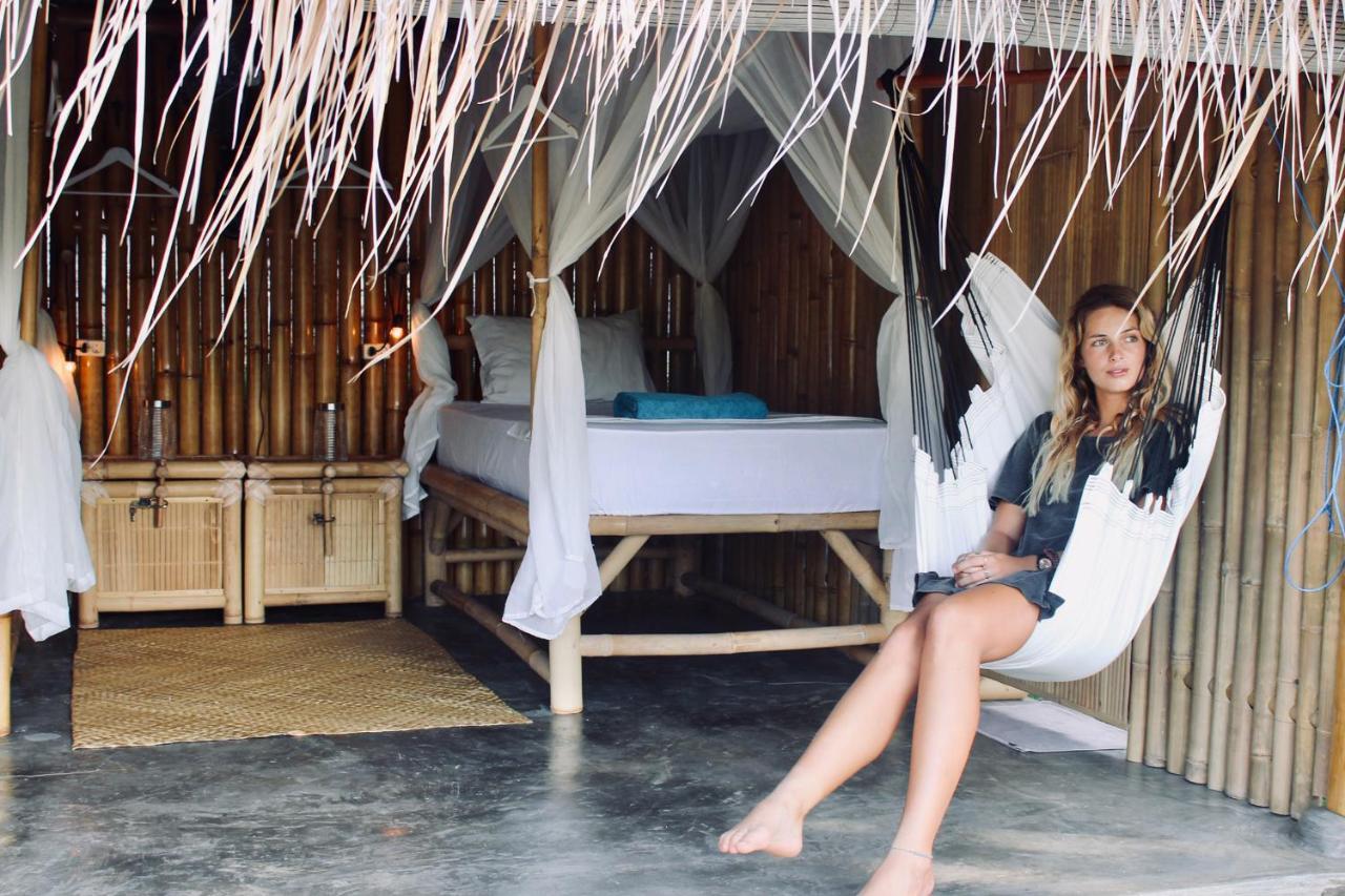 Batu Bambu Kuta (Lombok) Bagian luar foto